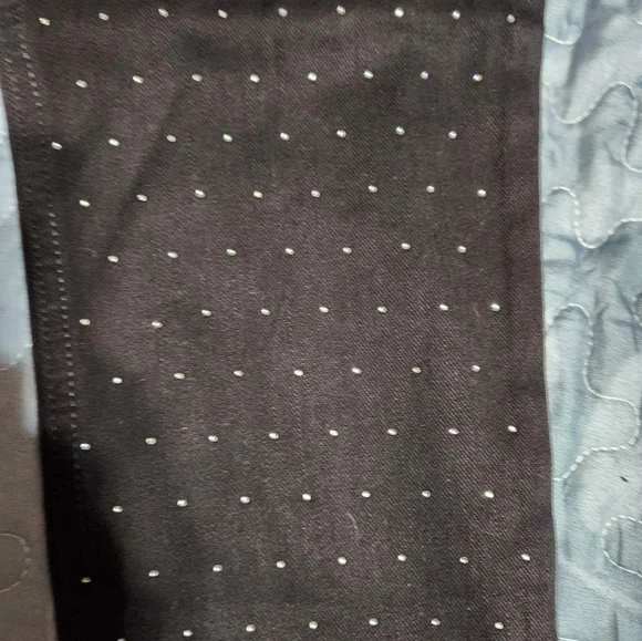 Juniors rewash studded jean - Picture 7 of 11